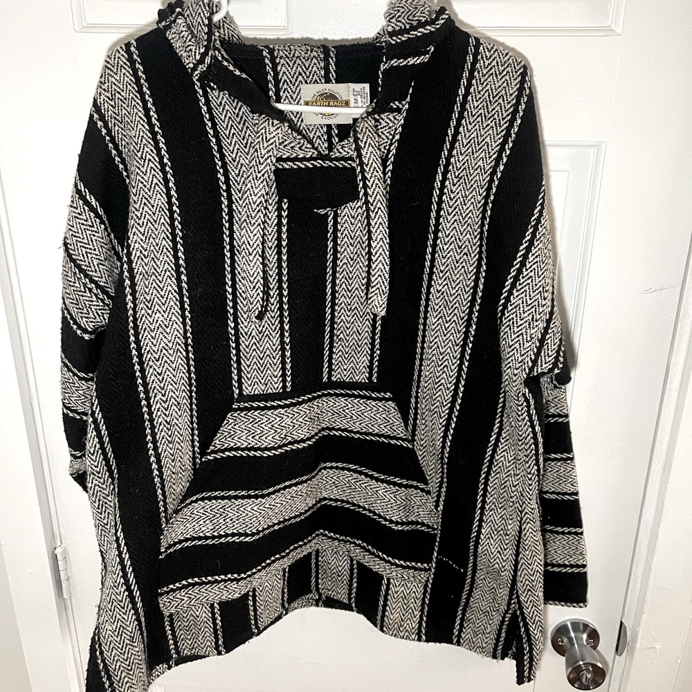 Earth Ragz Mexican hoodie Medium